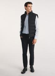 Black men's vest KAMMT-0008-99(Z25), front view of the product on the model, the entire silhouette is visible.