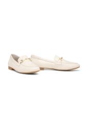 Women's cream leather moccasins with buckle BUTYD-0916A-0B(W26), diagonal product view on white background.