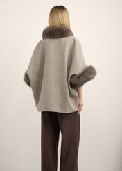 Wool vest with fur KAMDW-0002-1A(Z26), back view of the product on the model. Half of the silhouette visible.