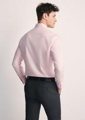 Pink men's shirt KOSMT-0351-34(Z25) - product view from the back on the model on a white background. Visible silhouette to the knees.
