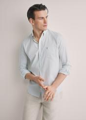 Men's sage check cotton shirt KOSMT-0277-8F(W26), front view of the product on the model. Half of the silhouette visible.