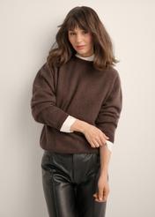Women's woolen brown sweater SWEDT-0265-1I(Z26), front view of the product on the model. Half of the silhouette visible.