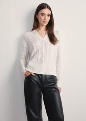 Cream women's sweater SWEDT-0254-12(Z25), front view of the product on the model. Half of the silhouette visible.
