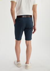Navy blue men's shorts SZOMT-0029-69(W25) - back view on the model on a white background. Half of the silhouette visible.