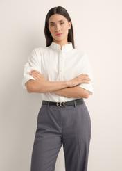 Cream oversize women's shirt KOSDT-0193-0C(Z26), product view from the front on the model, half of the silhouette visible.
