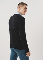 Black men's heart-shaped sweater SWEMT-0136-99(Z23)-02