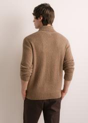 Men's turtleneck sweater in camel color SWEMT-0209-1D(Z26), product view from the back on the model. Half of the silhouette visible.