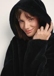 Women's black fur coat with hood FUTDP-0073-99(Z25) - close-up of a model on a white background.