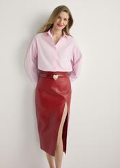 Light pink cotton women's shirt KOSDT-0181-5A(W26), front view of the product on the model. Half of the silhouette visible.