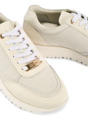 Cream leather women's sports shoes BUTYD-1099-11(Z25) - close-up of the detail on a white background.