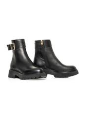 Black leather ankle boots on the platform BUTYD-1132-99(Z24)-02