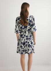 Navy blue floral viscose dress SUKDT-0271-7P(W26), back view of the product on the model. Half of the silhouette visible.