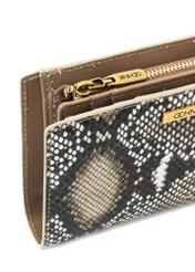 Medium women's leather wallet PORES-0970-86(Z25), close-up of the product detail on a white background.