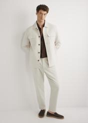 Light beige men's linen jacket KURMT-0420-1A(W26) - front view of the product, on a model, against a light background. Full silhouette visible.