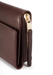 Medium brown women's wallet PORES-0965-89(Z25), close-up of product detail, view on white background.
