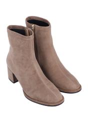 Women's suede ankle boots in cool beige color BUTYD-1341-1K(Z26), diagonal product view on a white background.