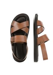 Men's leather sandals in cognac color BUTYM-0537-1F(W26), product view from above on white background.