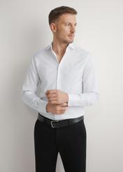 White men's slim shirt KOSMT-0352-0A(W26), front view of the product on the model. Half of the silhouette visible.