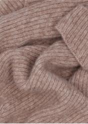 Women's scarf with alpaca wool SZADT-0231-1B(Z26), close-up of the product material on a white background.