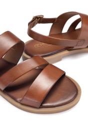 Women's leather sandals in cognac color BUTYD-1152-1F(W26), close-up of the product on a white background.