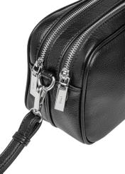 Black medium women's handbag TOREC-1121-9I(W26), close-up of product detail, view on white background.