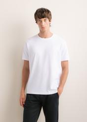Men's white T-shirt TSHMT-0120-0A(Z26), front view on a model. Half-body shot.