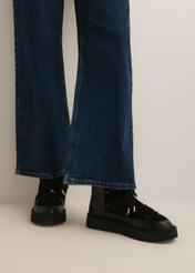 Black women's snow boots BUTYD-1221-9J(Z26), side view on a model's feet, against a light background.