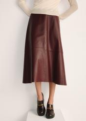 Burgundy leather loafers on a block heel BUTYD-1191-49(Z25) - front product view on a white background. Half of the silhouette visible.