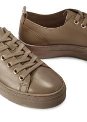 Women's leather sneakers in cool beige color BUTYD-1062-1K(W26) - close-up of detail, on white background.