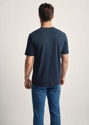 Men's navy blue T-shirt TSHMT-0134-68(Z25), back view of the product on the model. Half of the silhouette visible.