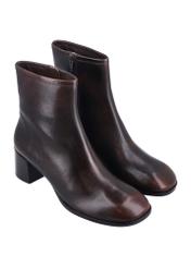 Dark brown leather women's ankle boots BUTYD-1359-1L(Z26), diagonal product view on white background.