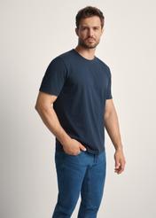 Men's navy blue T-shirt TSHMT-0134-68(Z25), front view of the product on the model. Half of the silhouette visible.