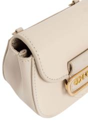 Small cream handbag on a chain TOREC-1013-12(W25)-06