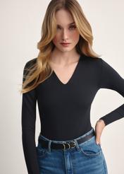 Black women's long-sleeved bodysuit BODYT-0001-99(Z25), product visible from the front on the model, close-up of a product detail.