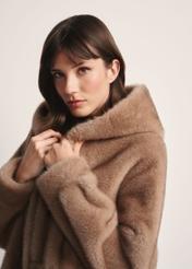 Beige women's fur coat with hood FUTDP-0062-1B(Z26) , close-up of the product on the model.