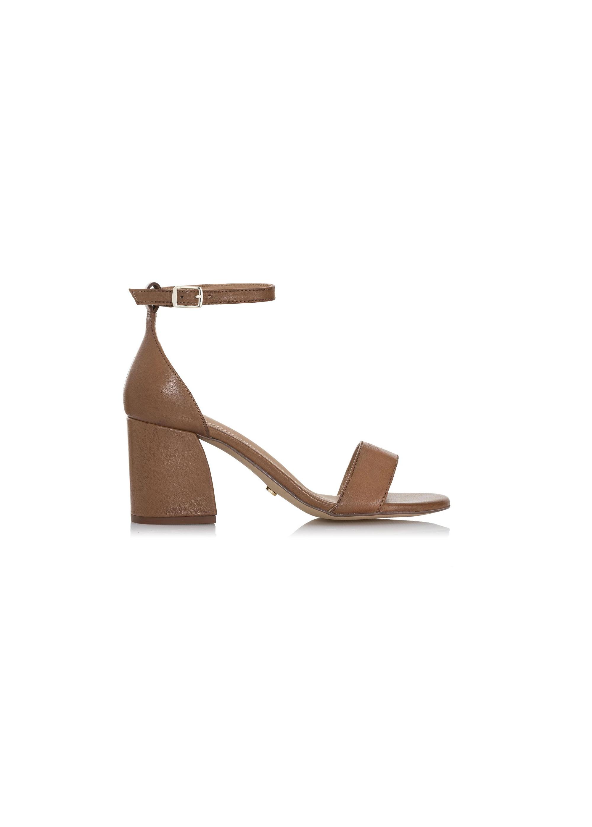 Women's leather sandals on a post BUTYD-0992-89(W23)-01