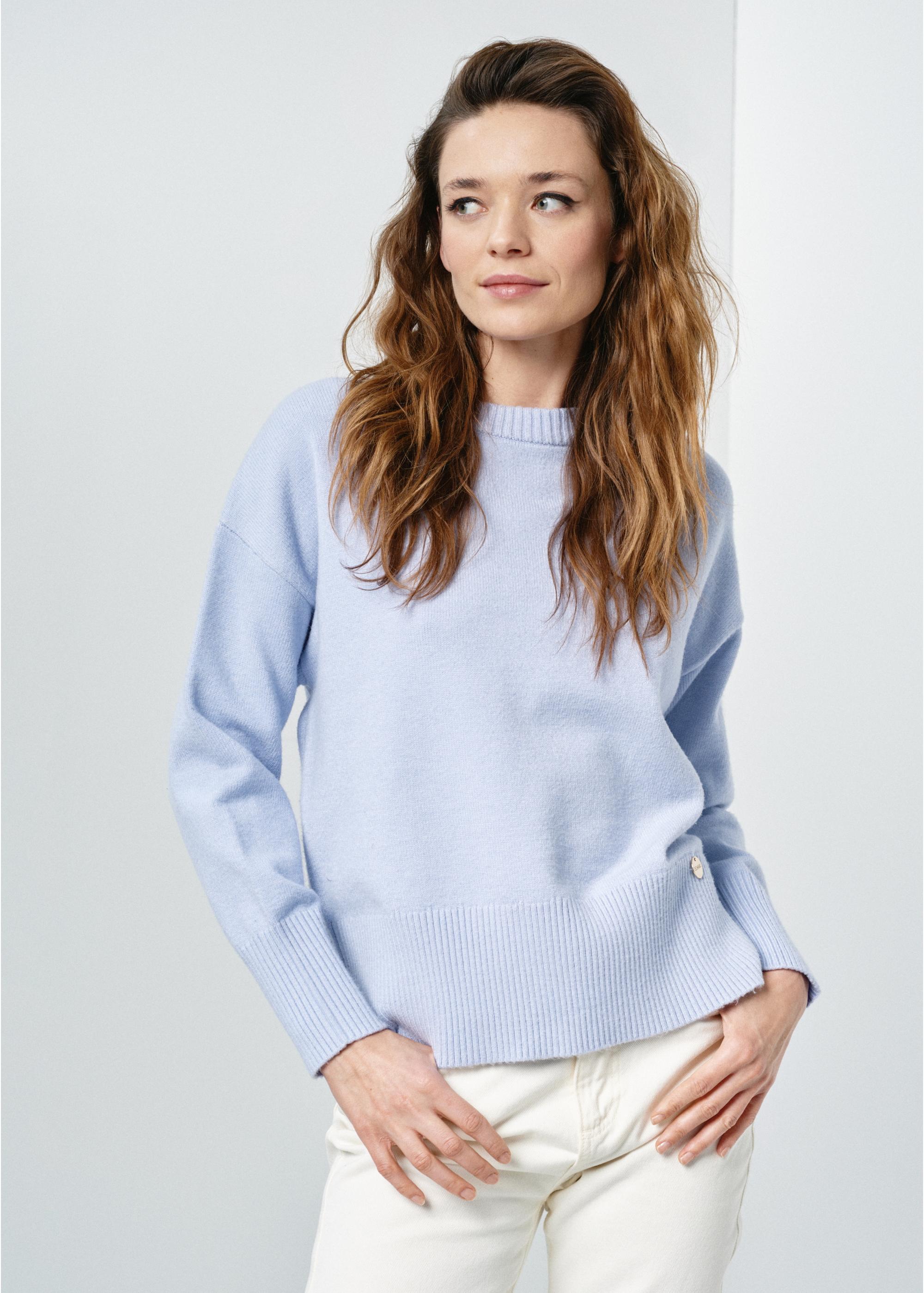 Blue women's sweater SWEDT-0202-62(W24)-03