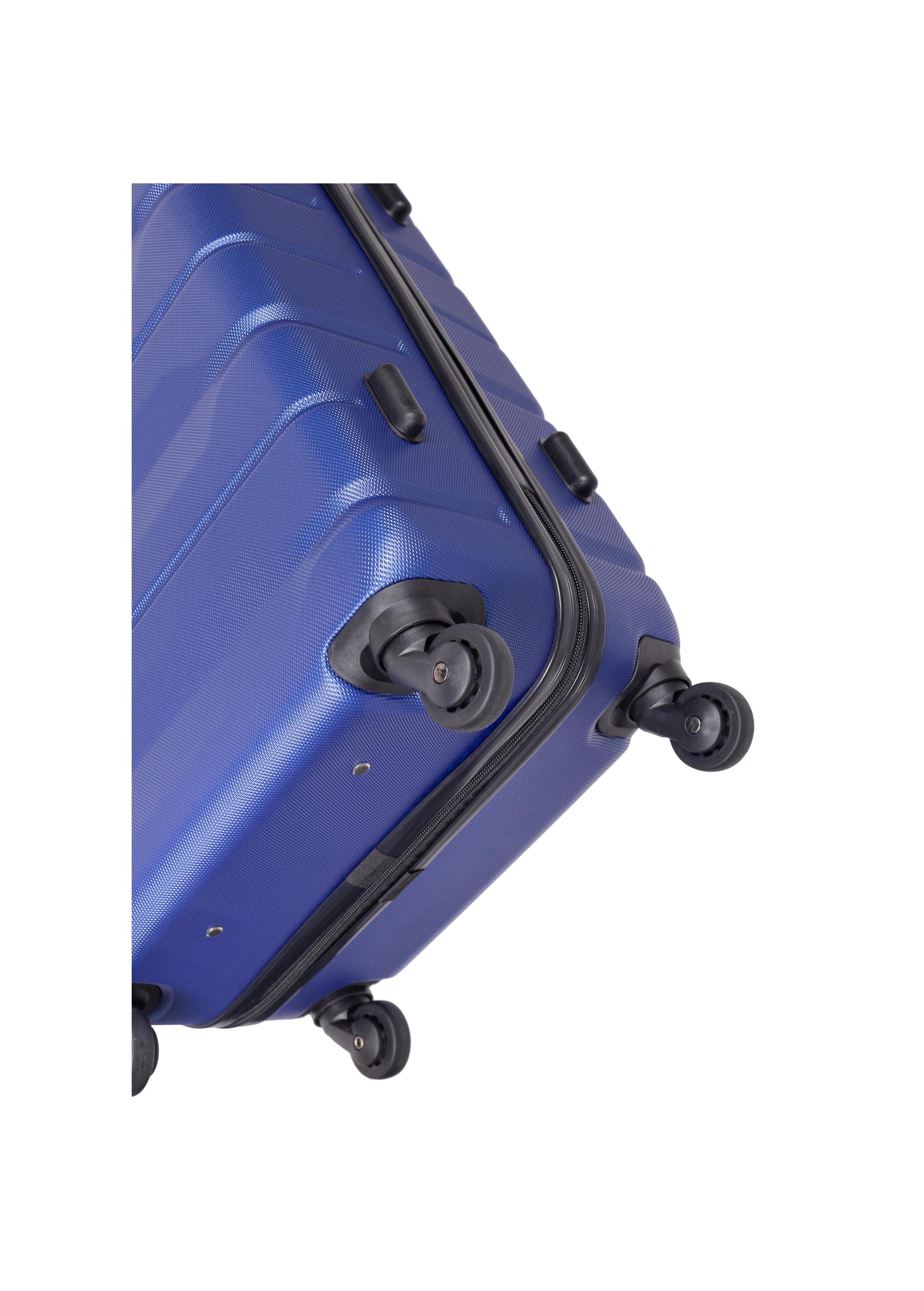 Medium suitcase on wheels WALAB-0067-69-24(W24)-08