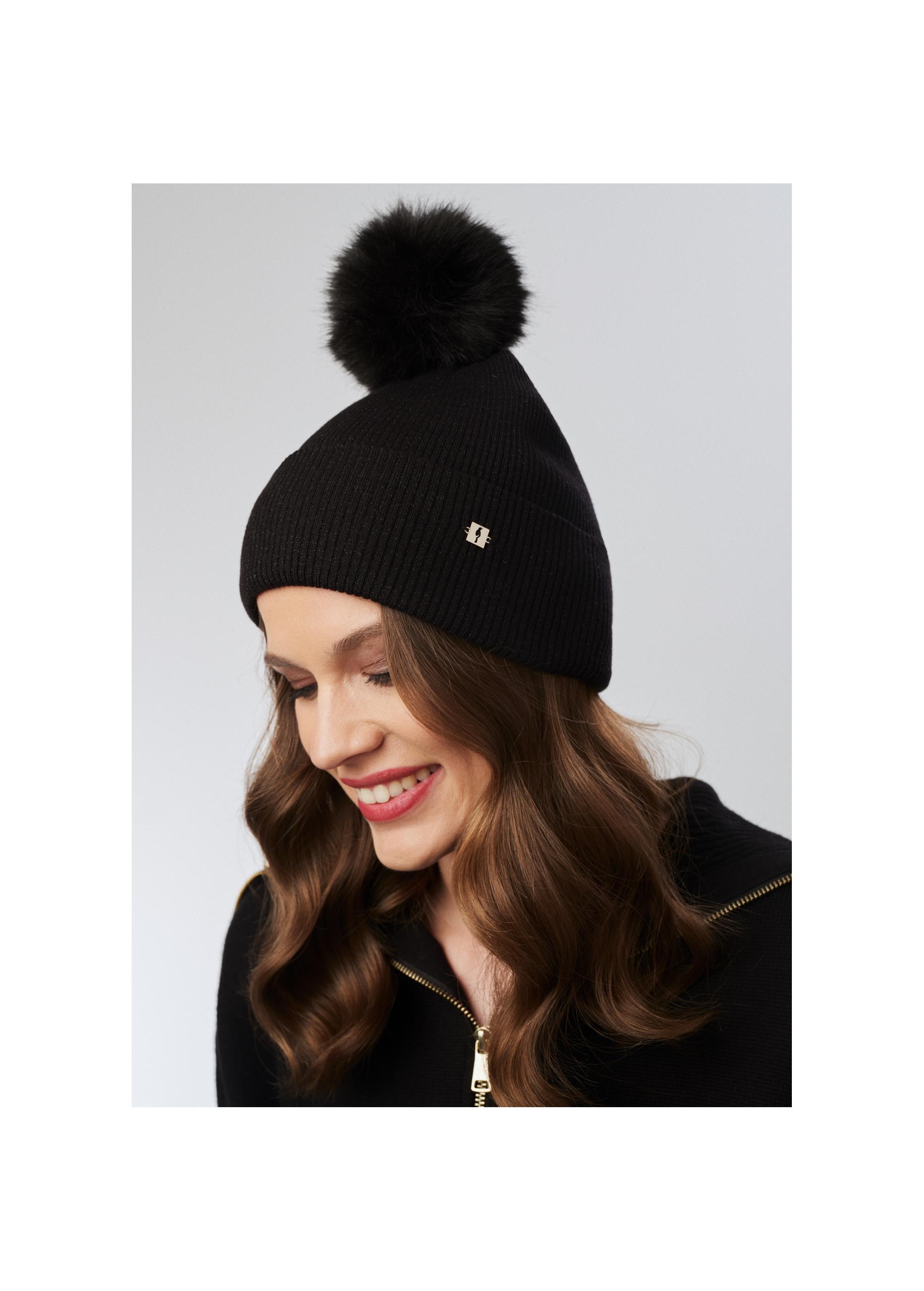 Black women's cap with pompom CZADT-0161-99(Z24)-01