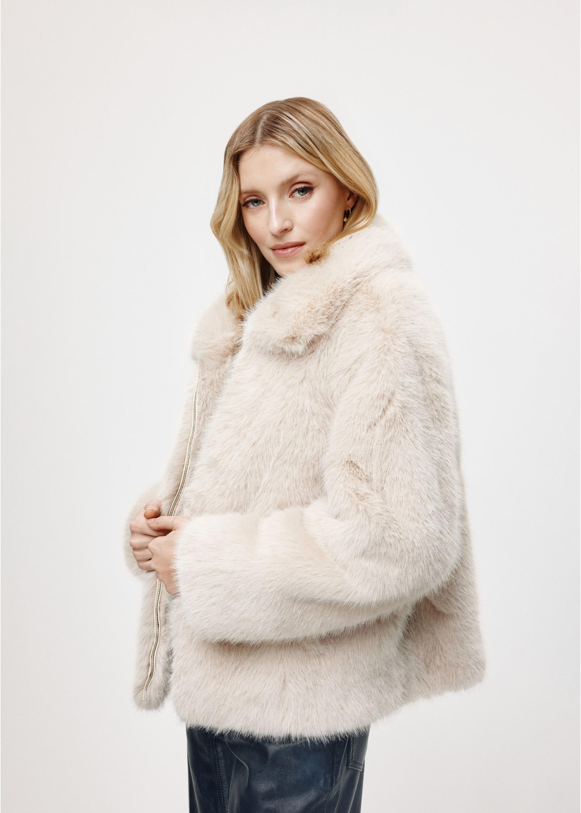 Beige short women's fur coat FUTDP-0056-81(Z24)