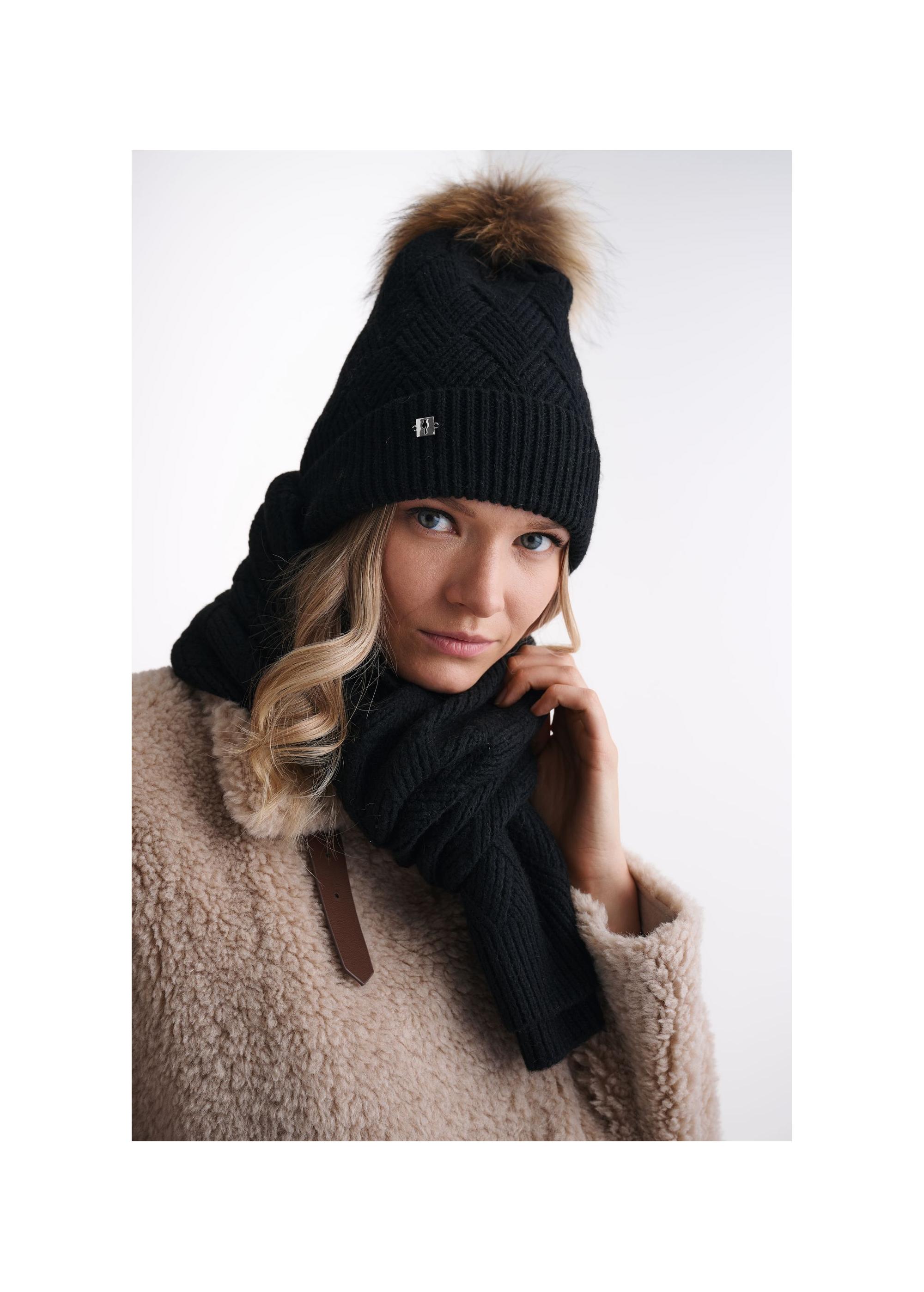 Black women's winter hat with pompom CZADT-0040B-99(Z24)-01