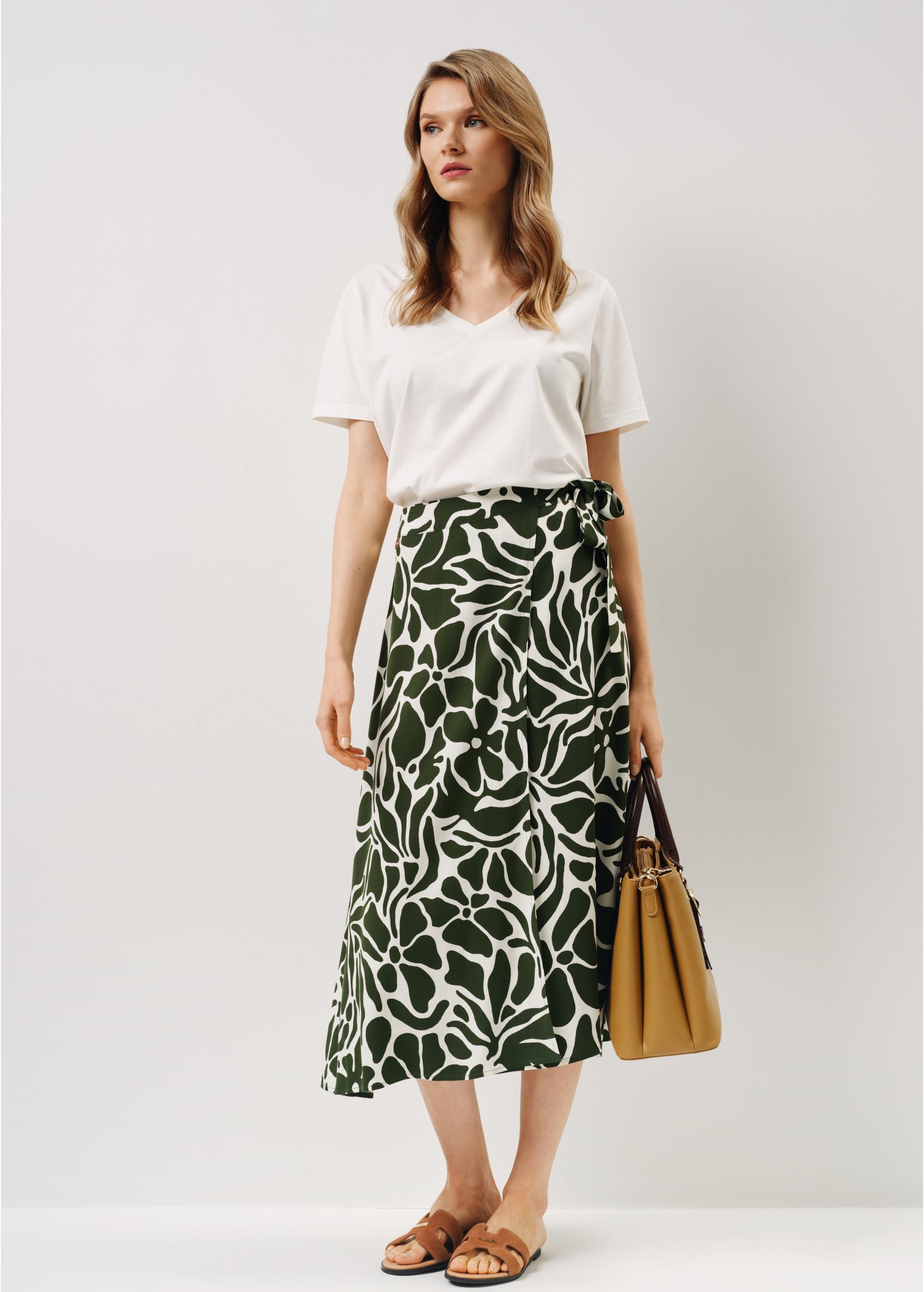 Long green and white skirt with pleat SPCDT-0085-55(W24)-01