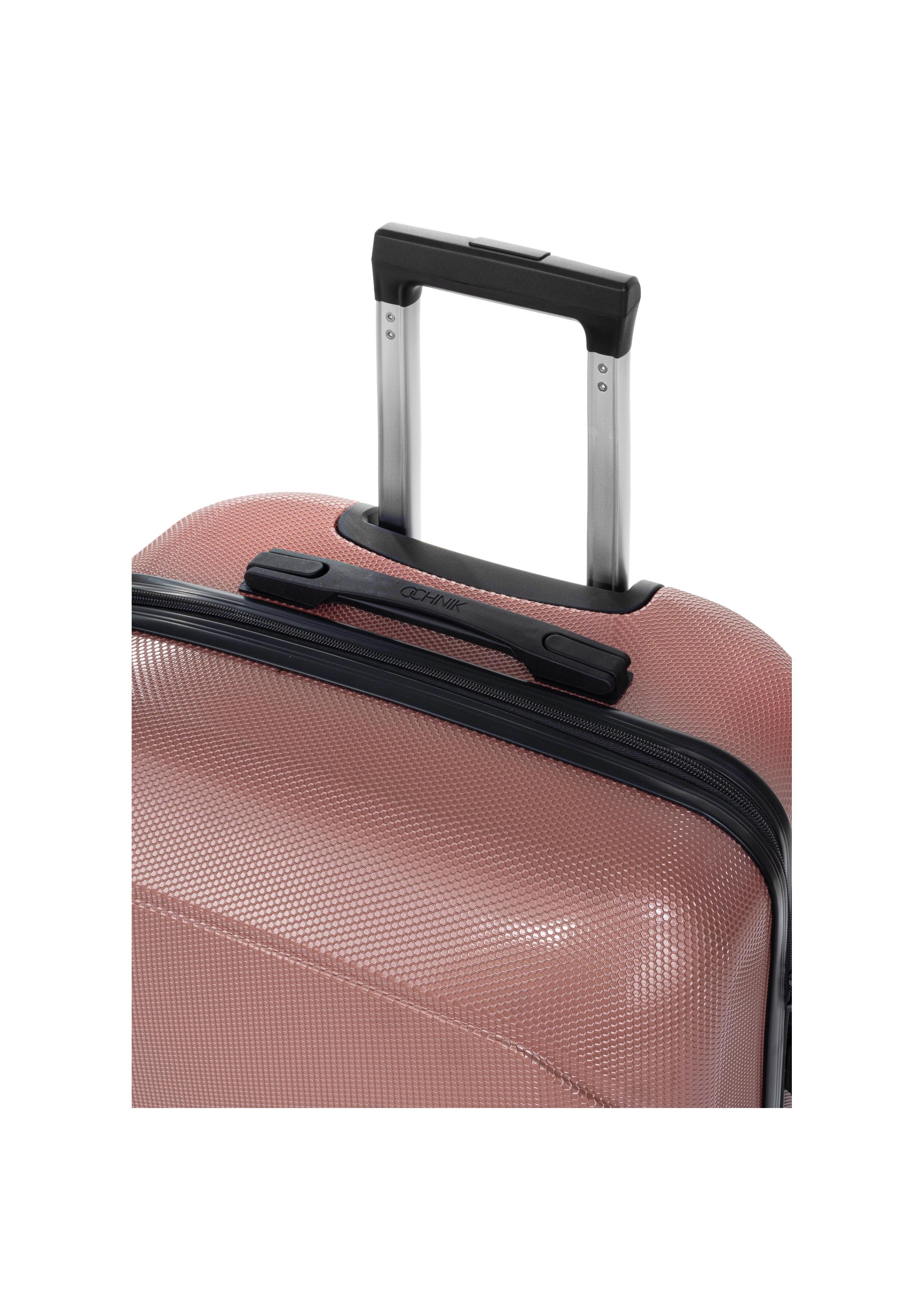 Medium suitcase on wheels WALPC-0014-34-24(W24)-05