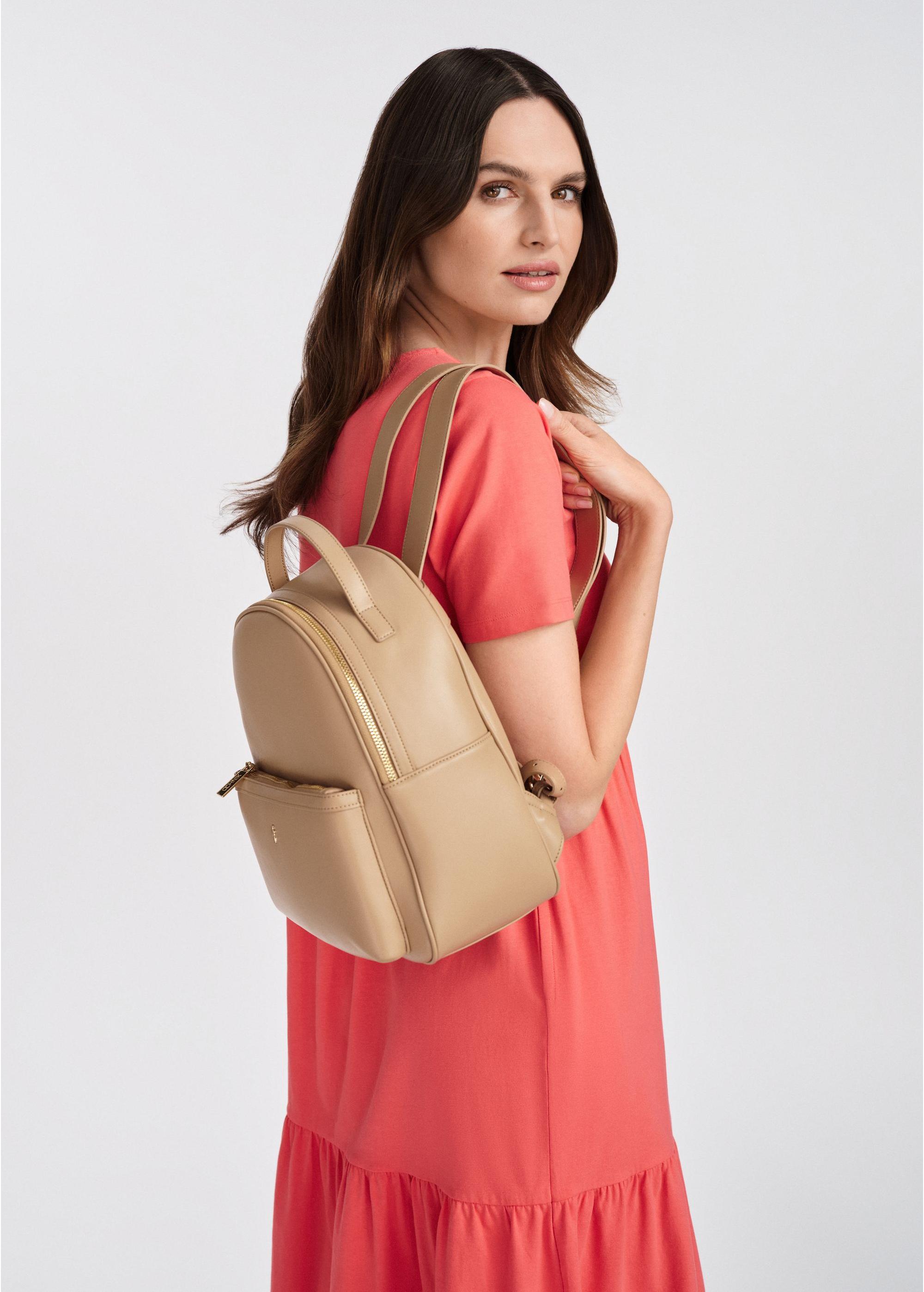 Beige women's medium backpack TOREC-0920A-82(W25)-08