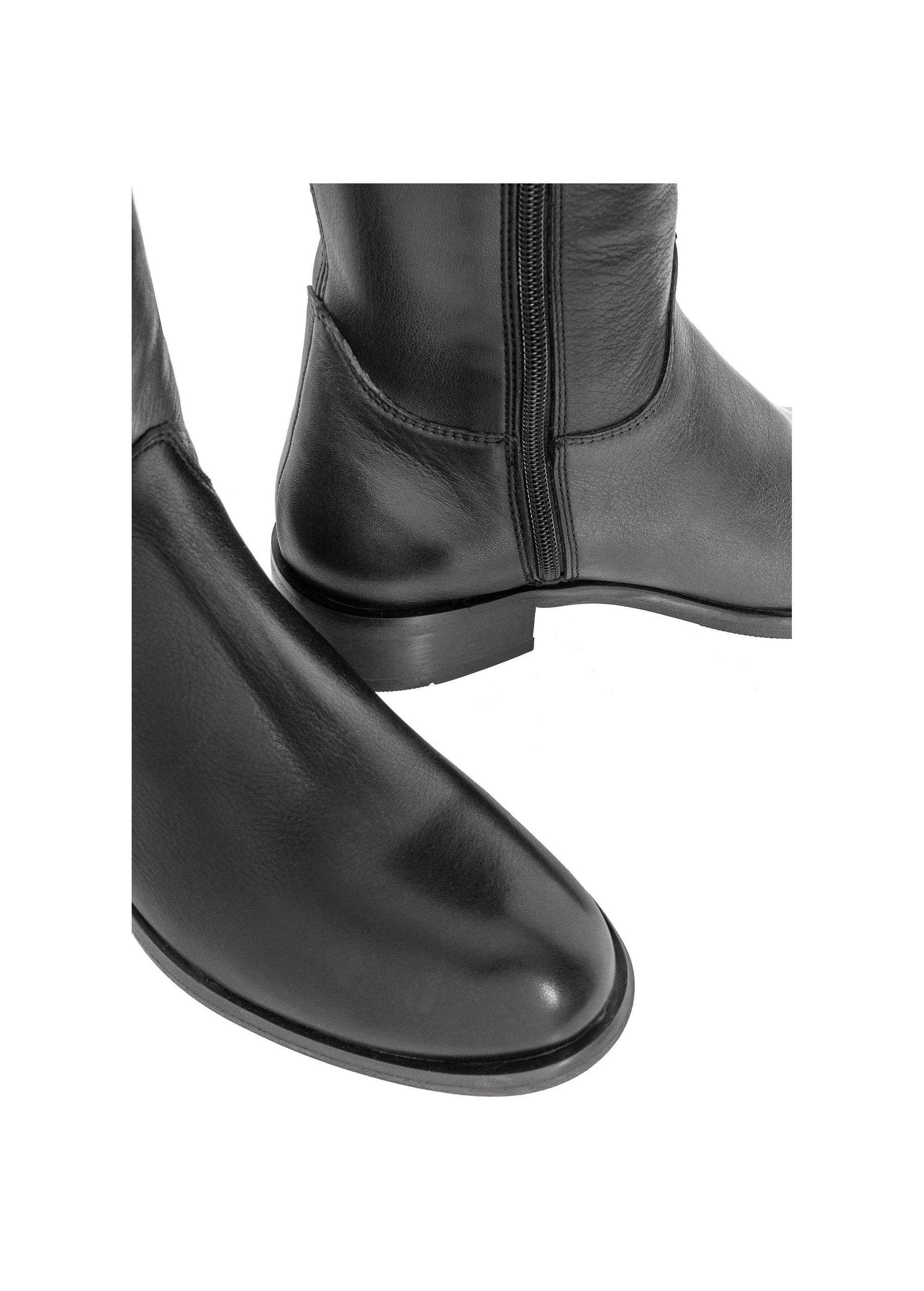 Black leather boots BUTYD-1135-99(Z24)-07