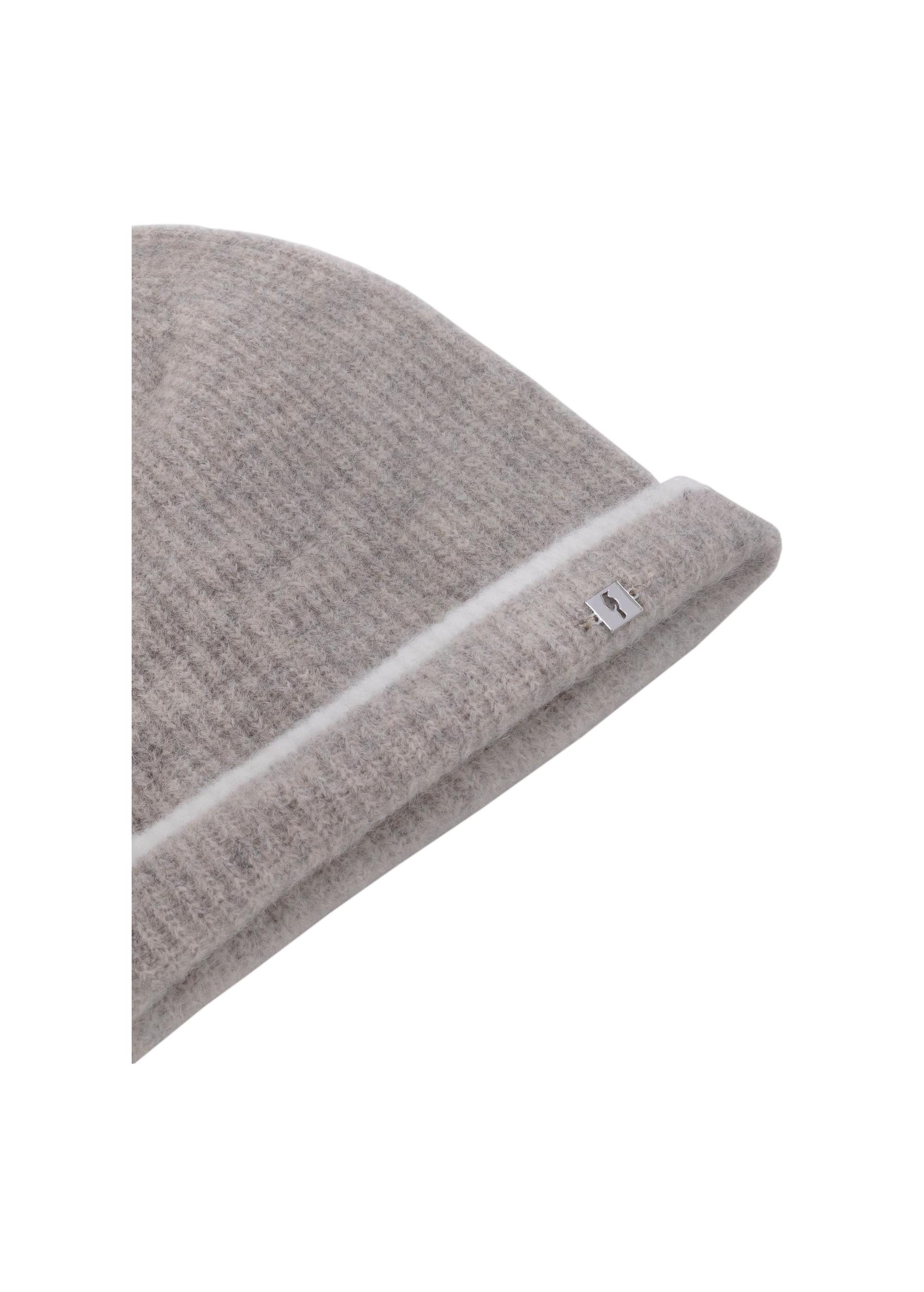 Gray women's winter hat CZADT-0189-91(Z24)-03