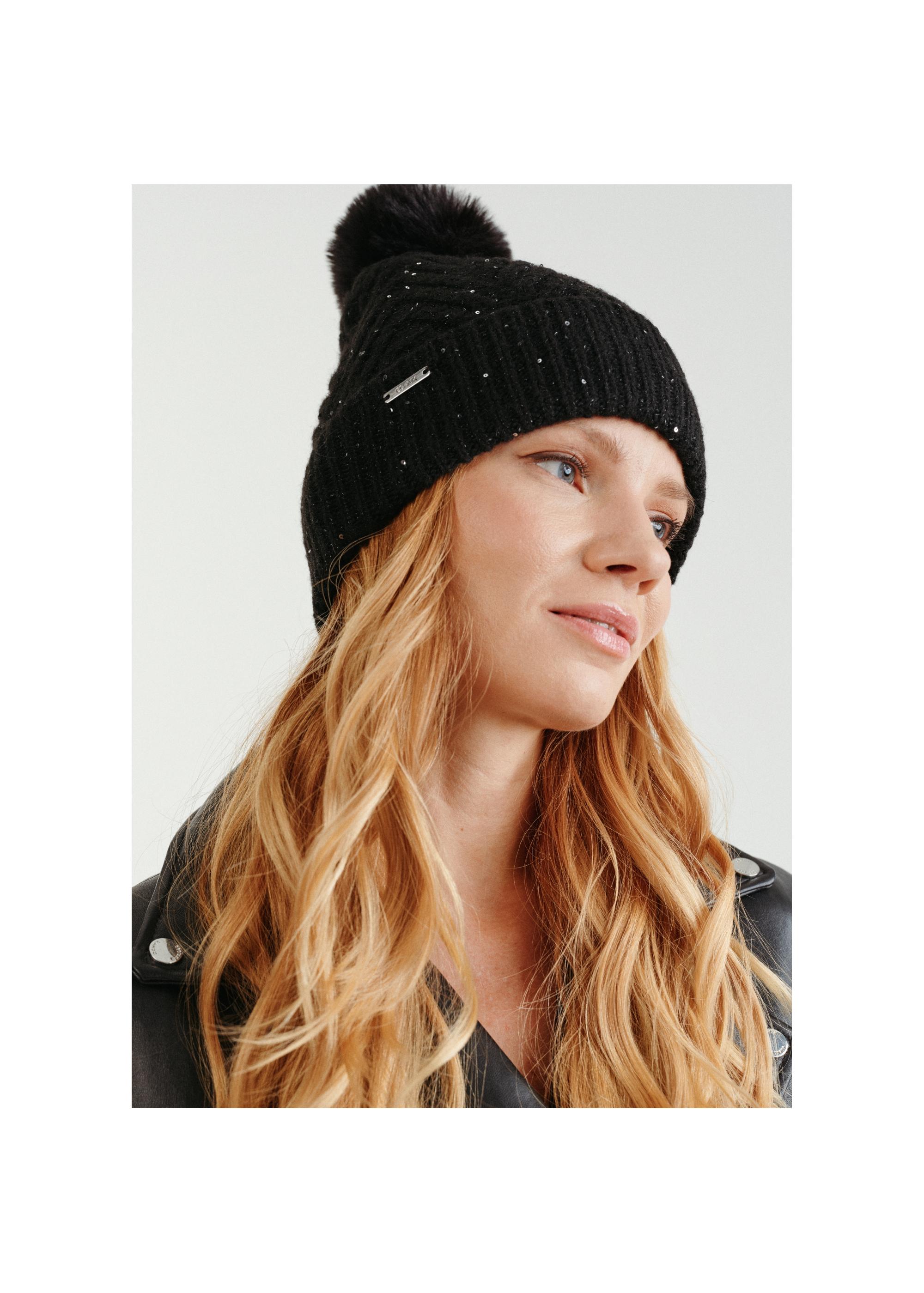 Black women's cap with pompom CZADT-0175-99(Z23)-01