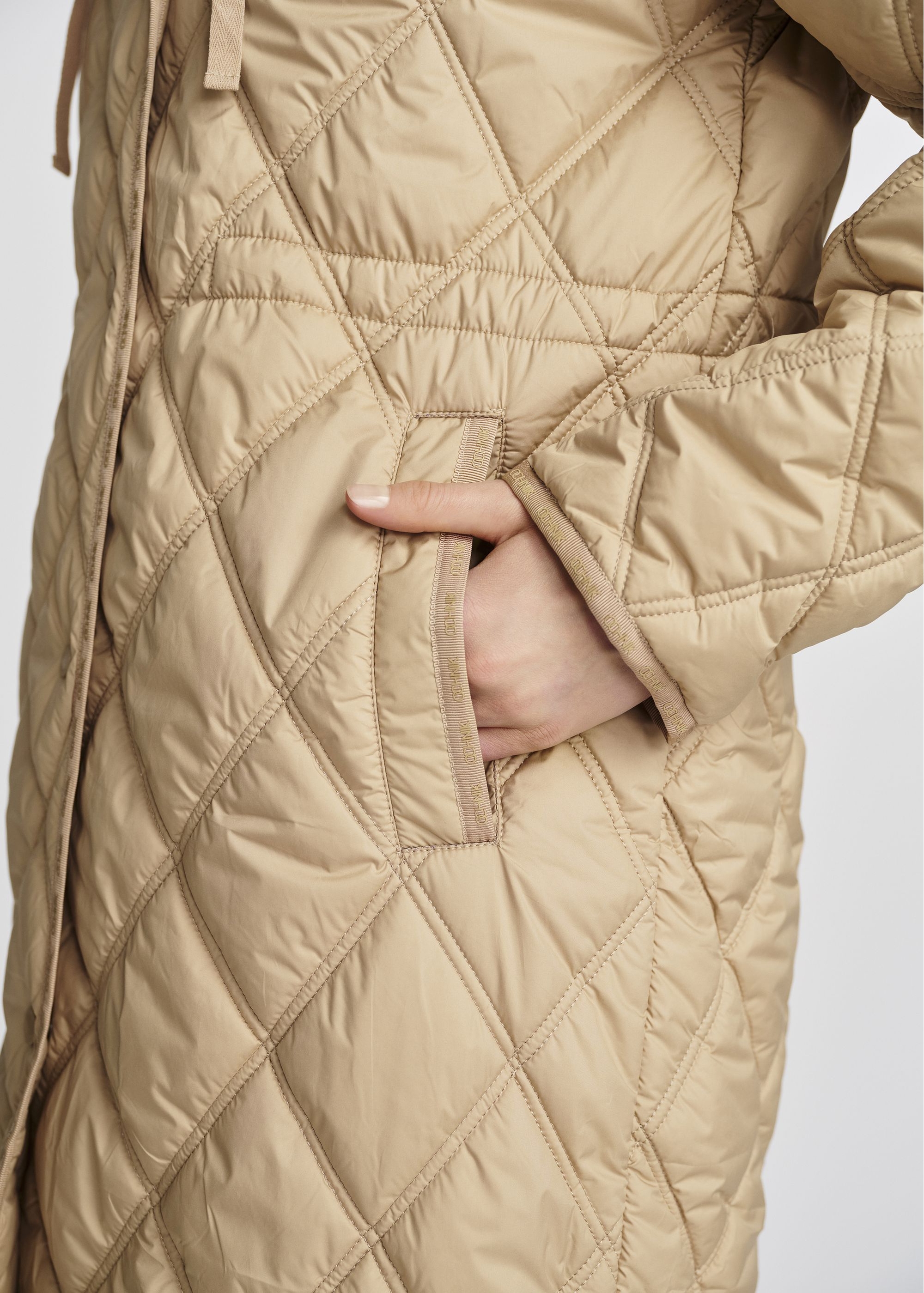 Beige quilted women's jacket KURDT-0579-81(W25)-02