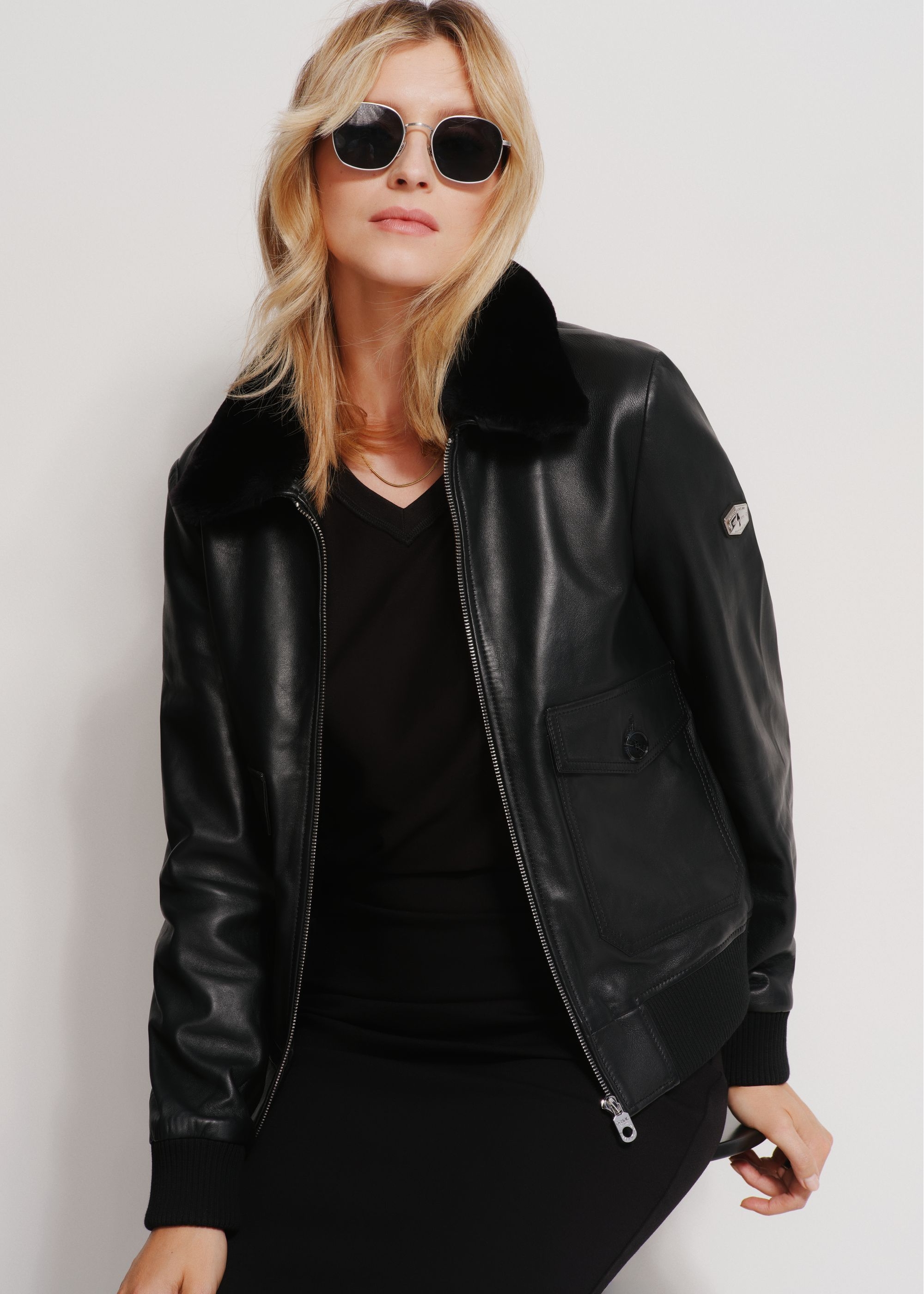 Black leather jacket with collar KURDS-0505-1283(Z24)-02