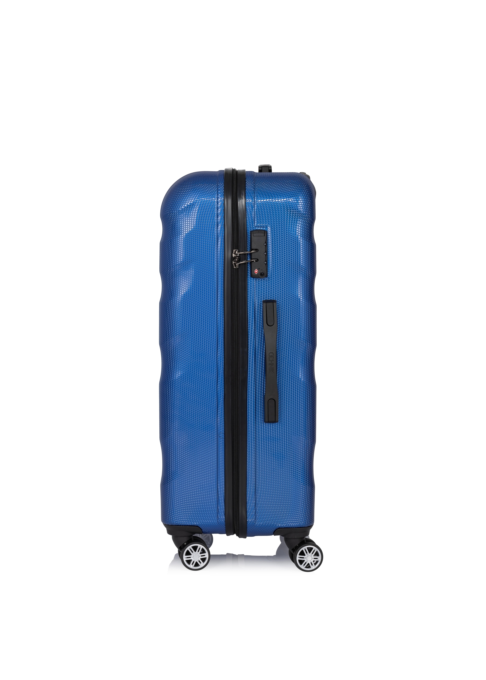 Set of suitcases on wheels 19'/24'/28' WALPC-0012-69(W24)-09